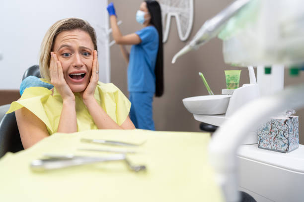 Best Broken or Chipped Tooth Repair in Old River Winfree, TX